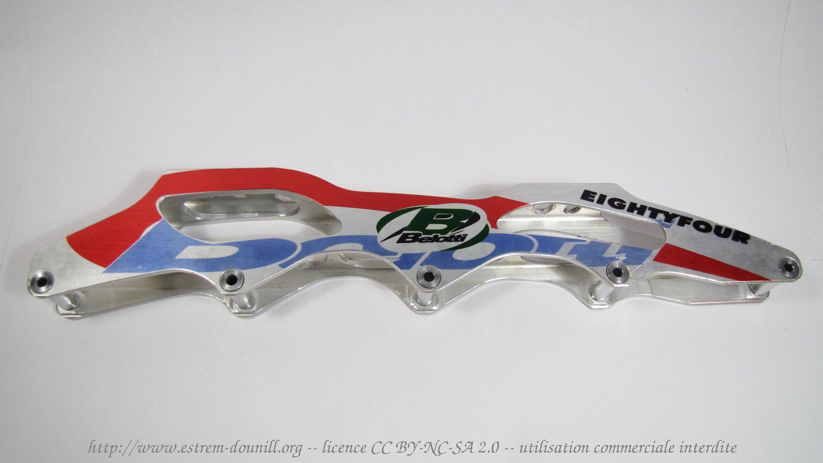 belotti_eightyfour_droite.jpg