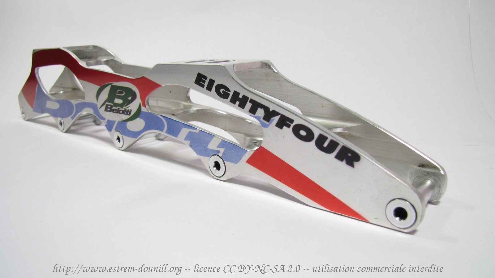 belotti_eightyfour_profil_avant.jpg