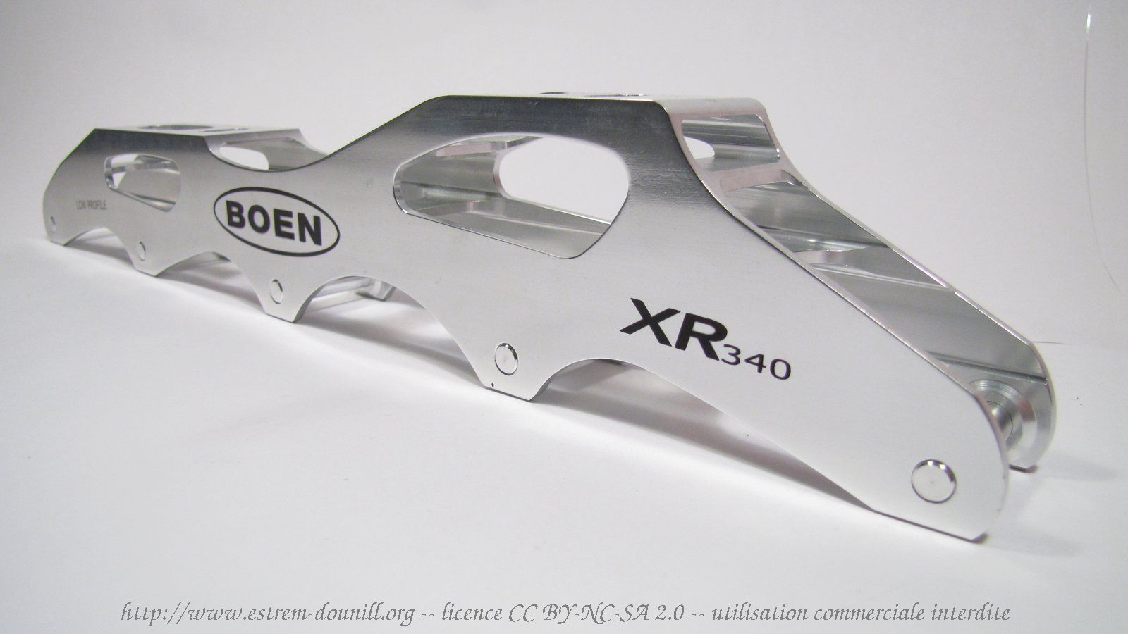 boen_XR340_profil_arriere.jpg