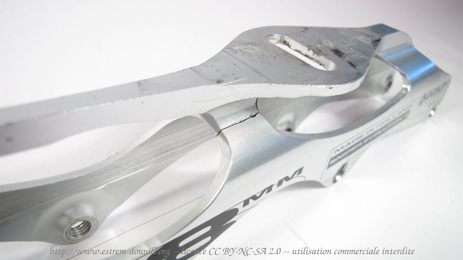 bont_sniper_88_detail_casse_1.jpg