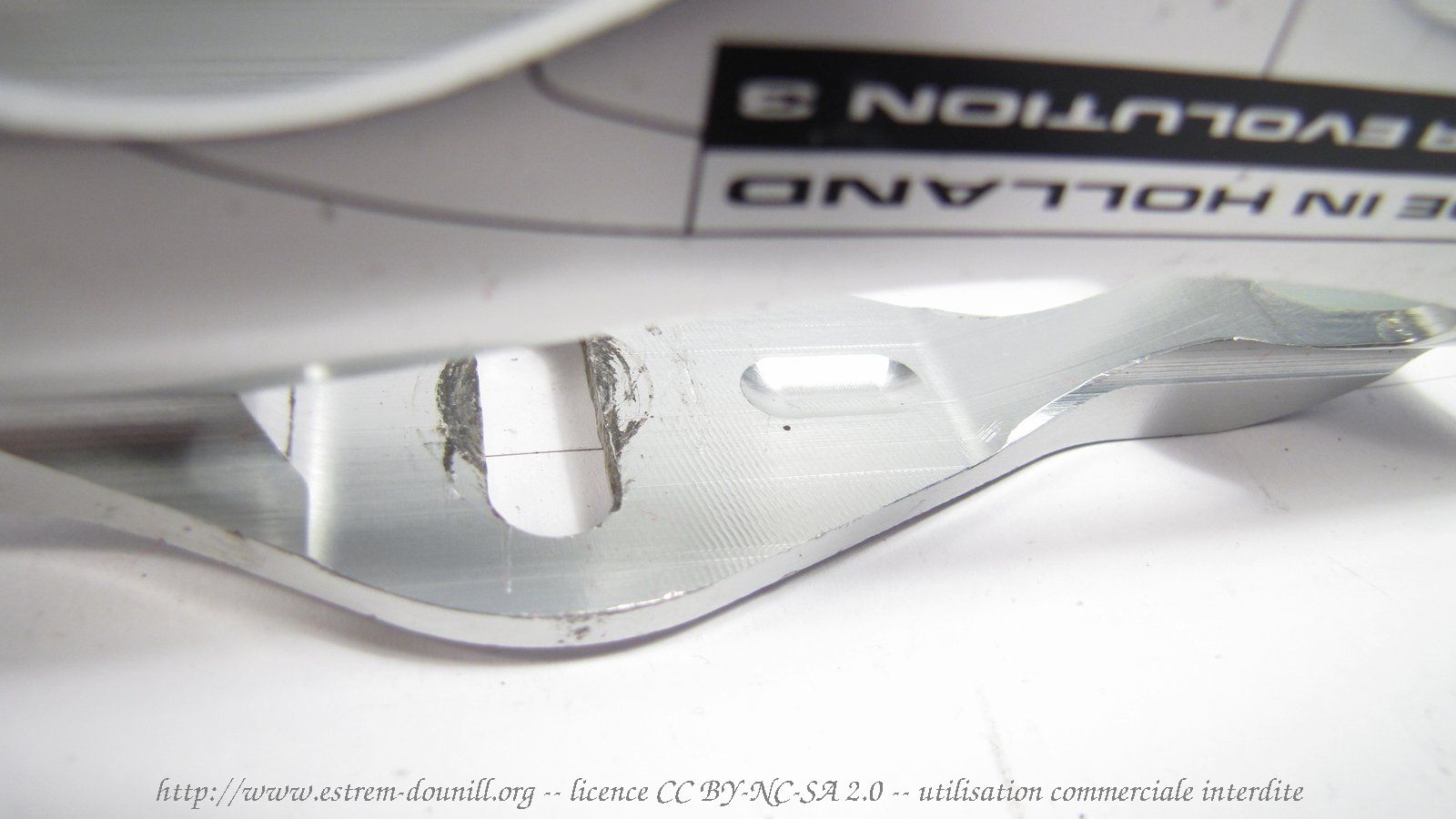 bont_sniper_88_detail_embase_avant.jpg