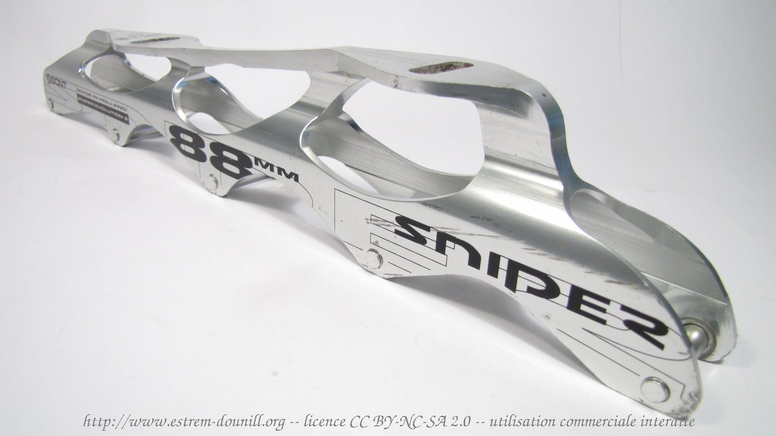 bont_sniper_88_profil_arriere.jpg
