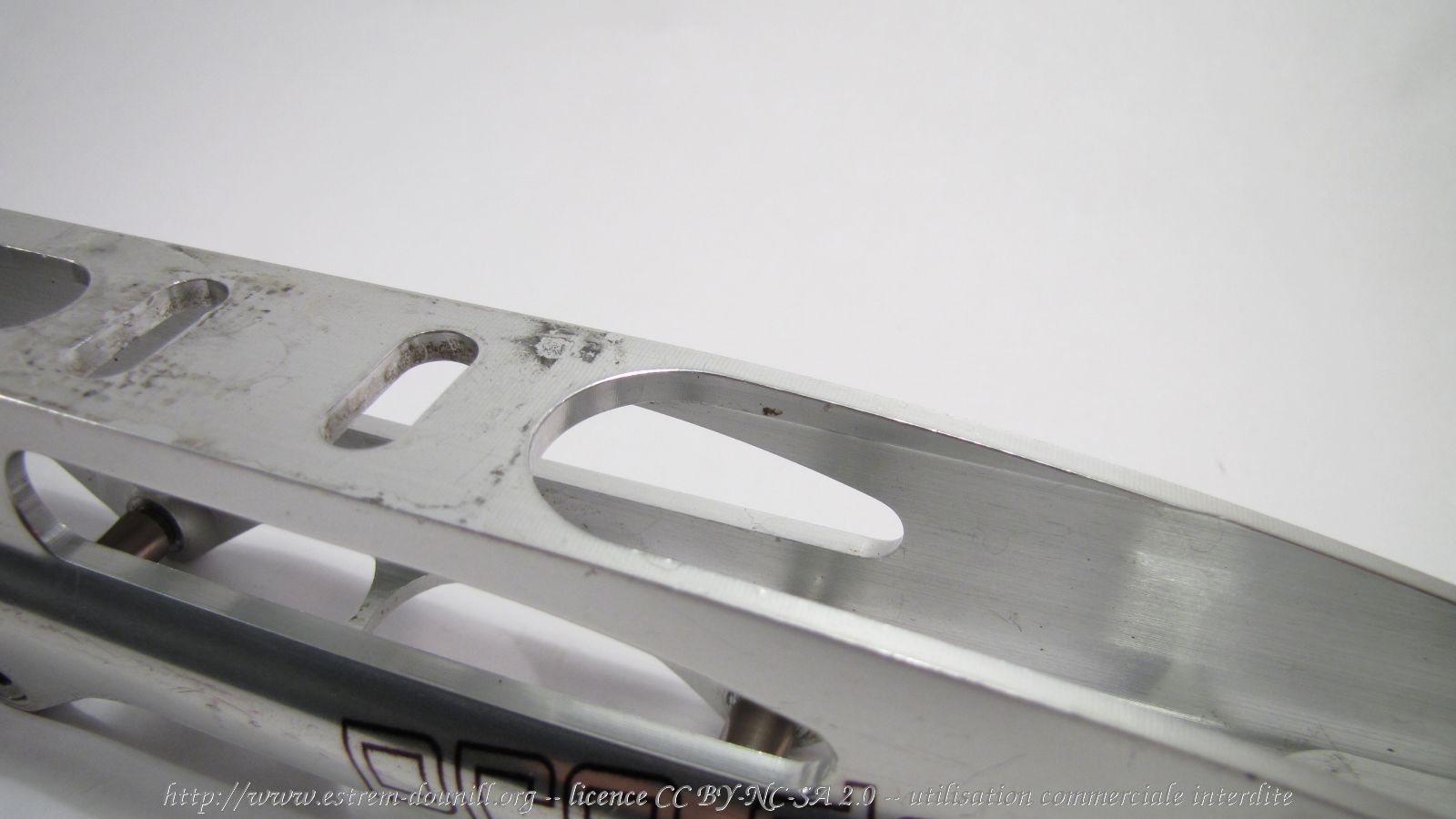 cadomotus_pro_downhill_6x84_detail_finesse_branches.jpg