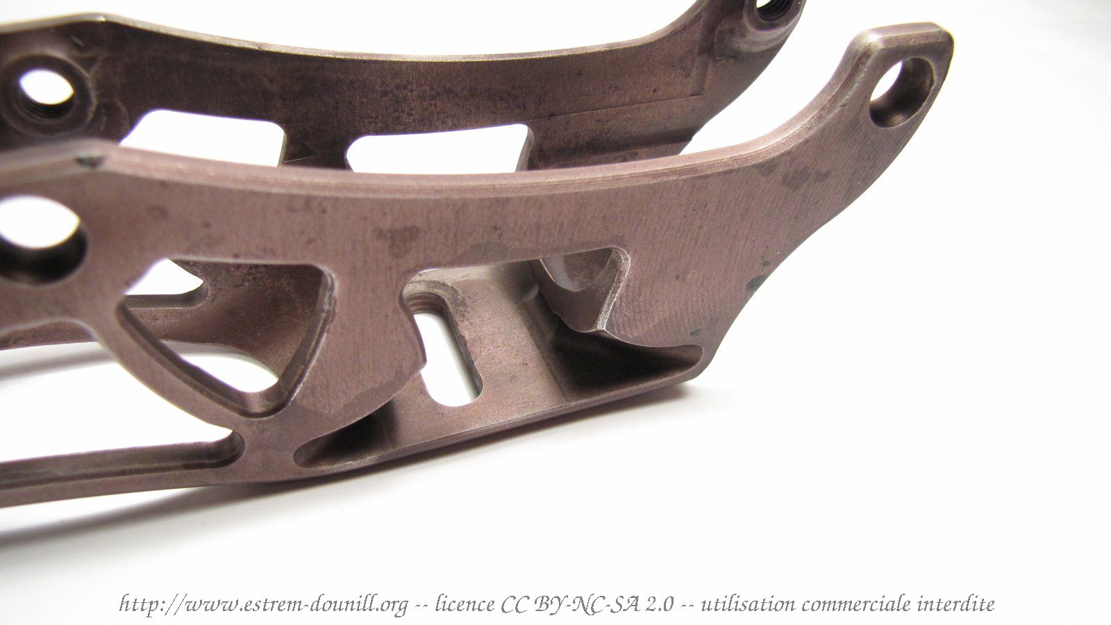 evolution_platines_detail_usinage_masse.jpg