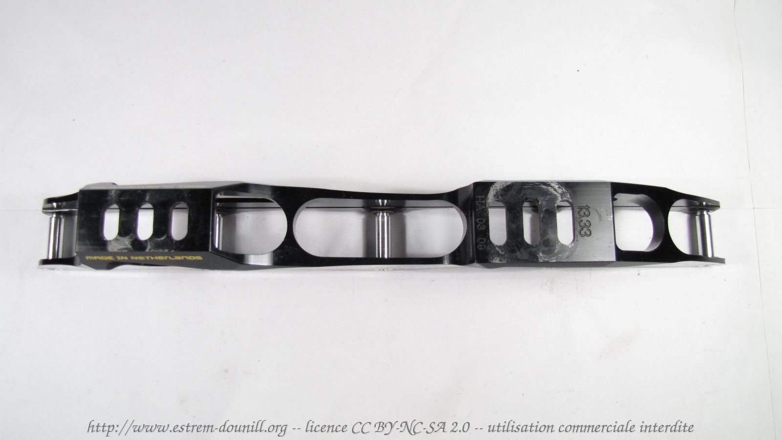 maple_hagen_technology_84_dessus.jpg