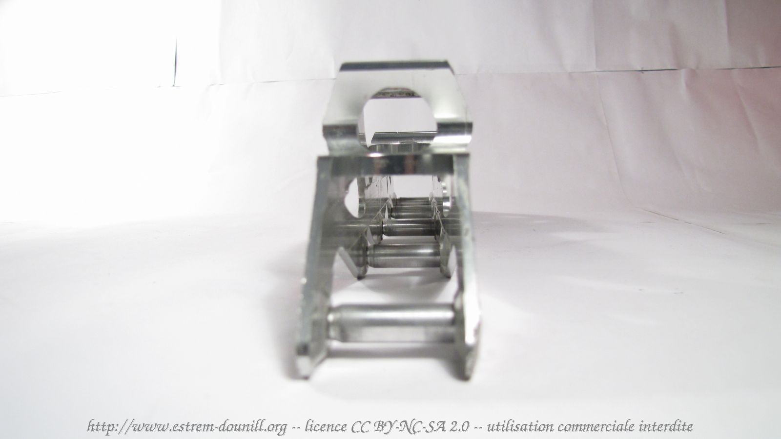 mariani_13.33_84mm_arriere.jpg