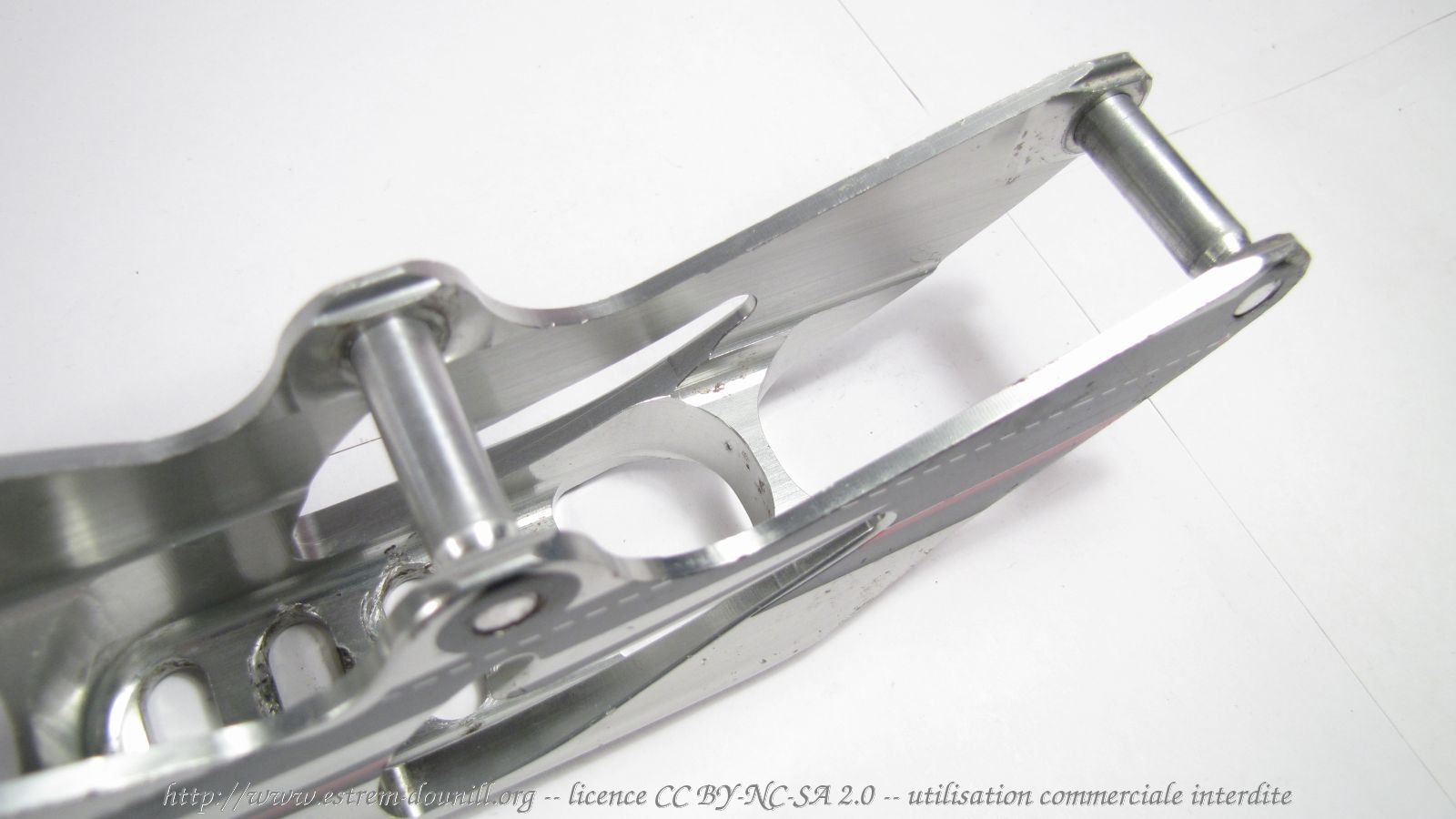 mariani_13.33_84mm_detail_pont.jpg