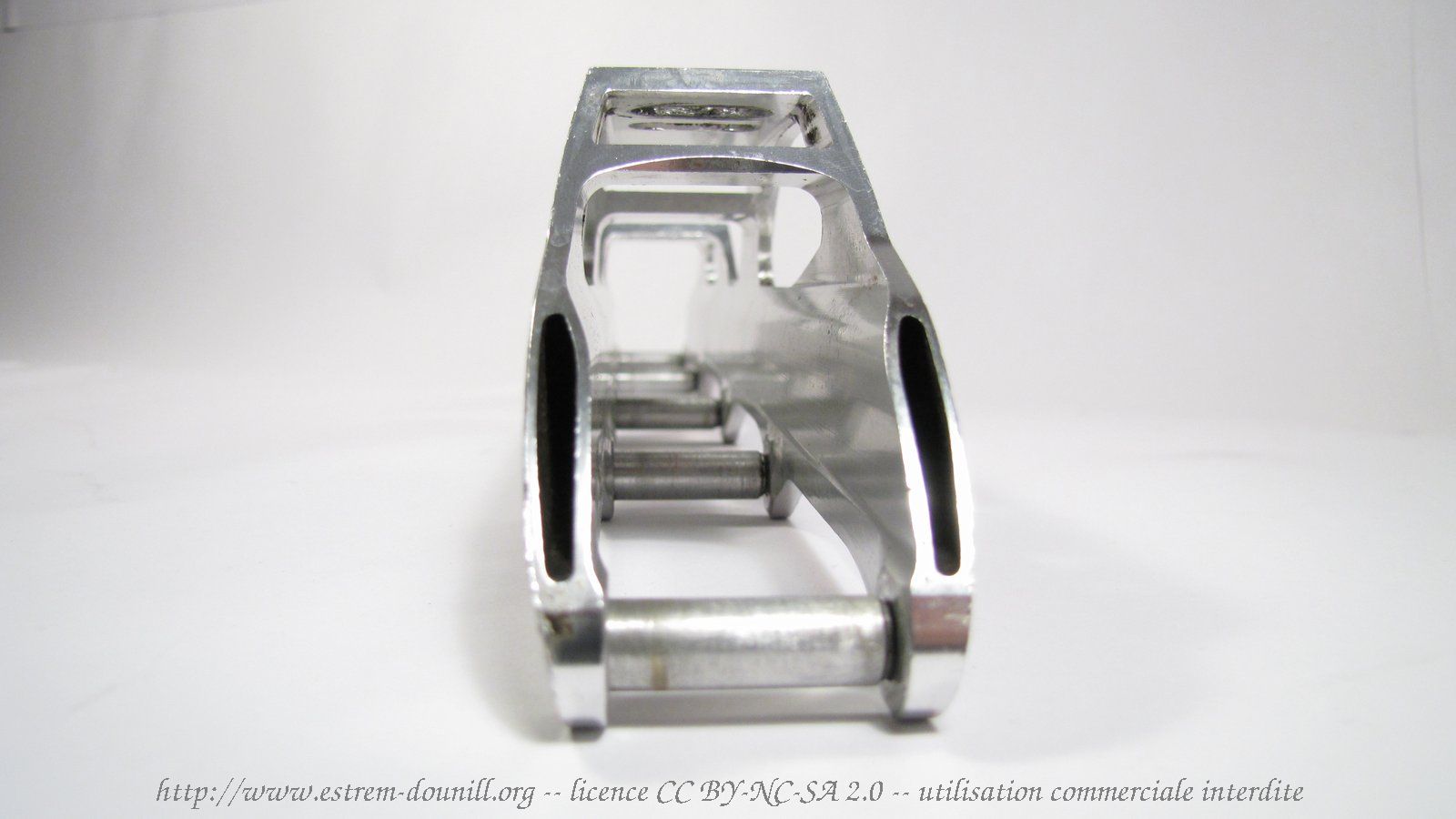 mogema_M55_84_detail_dual_box.jpg