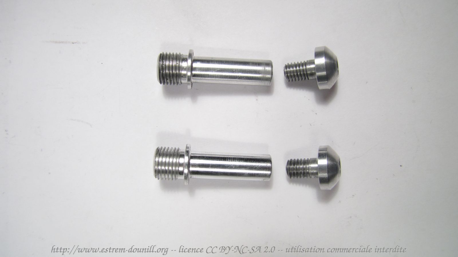 monoframe_5x84_detail_axes_pas_a_droite_pas_a_gauche.jpg