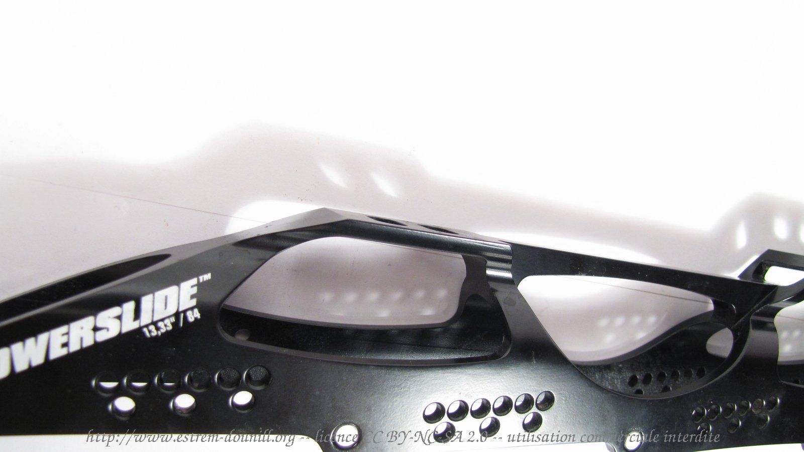 powerslide_mag_5_detail_finesse_embase_avant.jpg