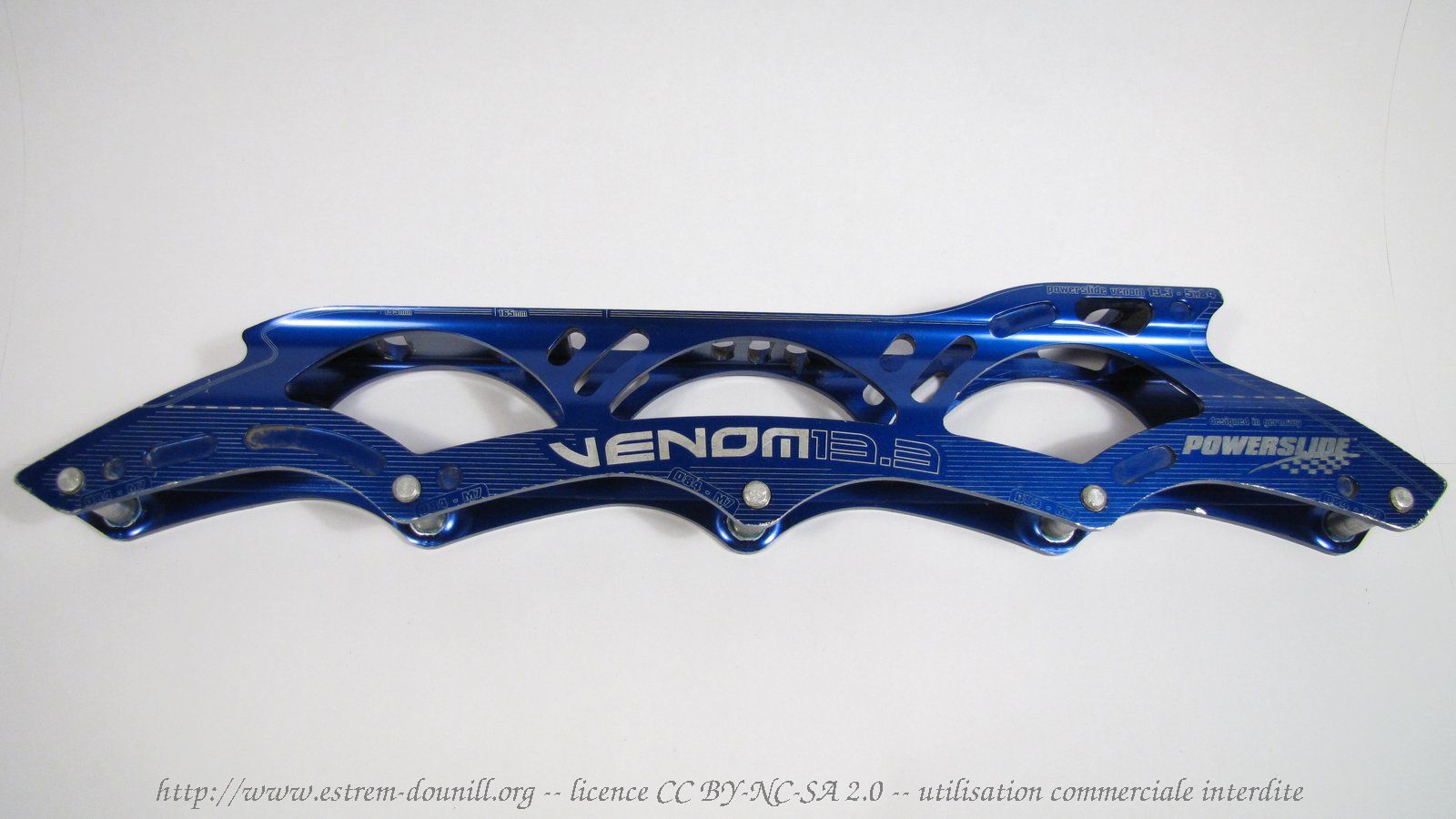 powerslide_venom13.3_gauche.jpg