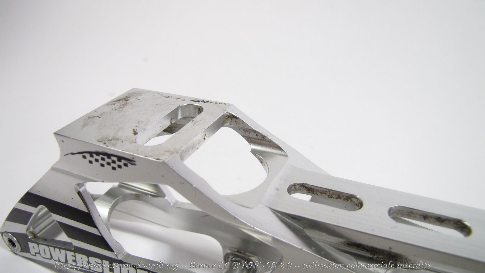 powerslide_vision_II_13.33_84_detail_finesse_branches.jpg