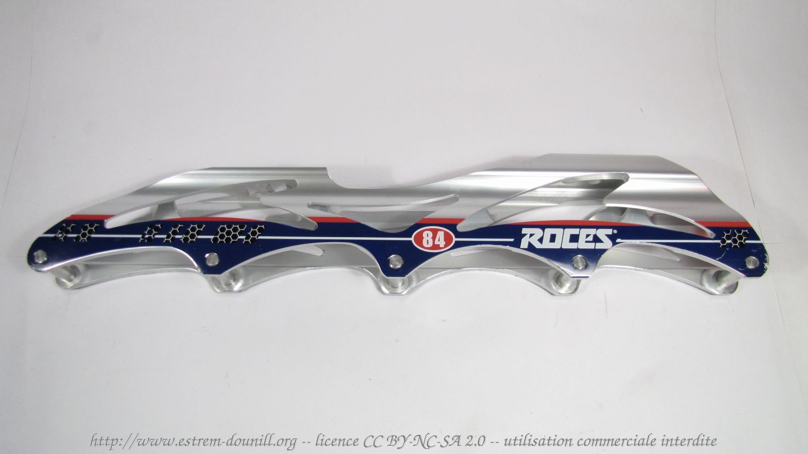roces_T500_84_gauche.jpg