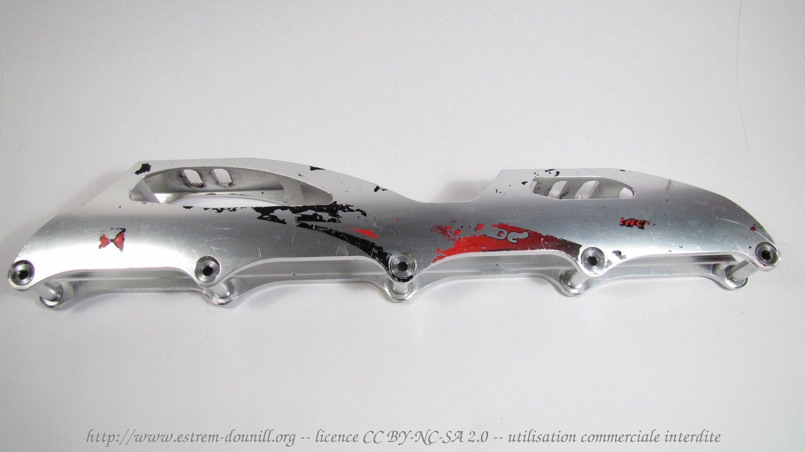 rollerblade_mogema_dualbox_droite.jpg