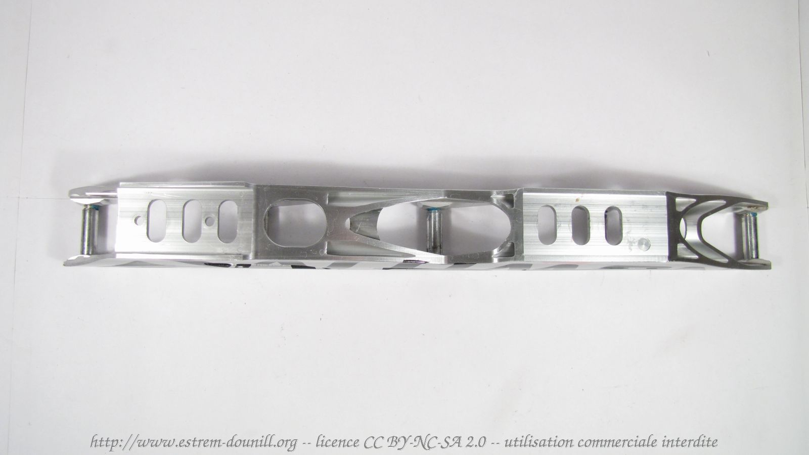 salomon_tension_force_DR190_UFS_dessus.jpg