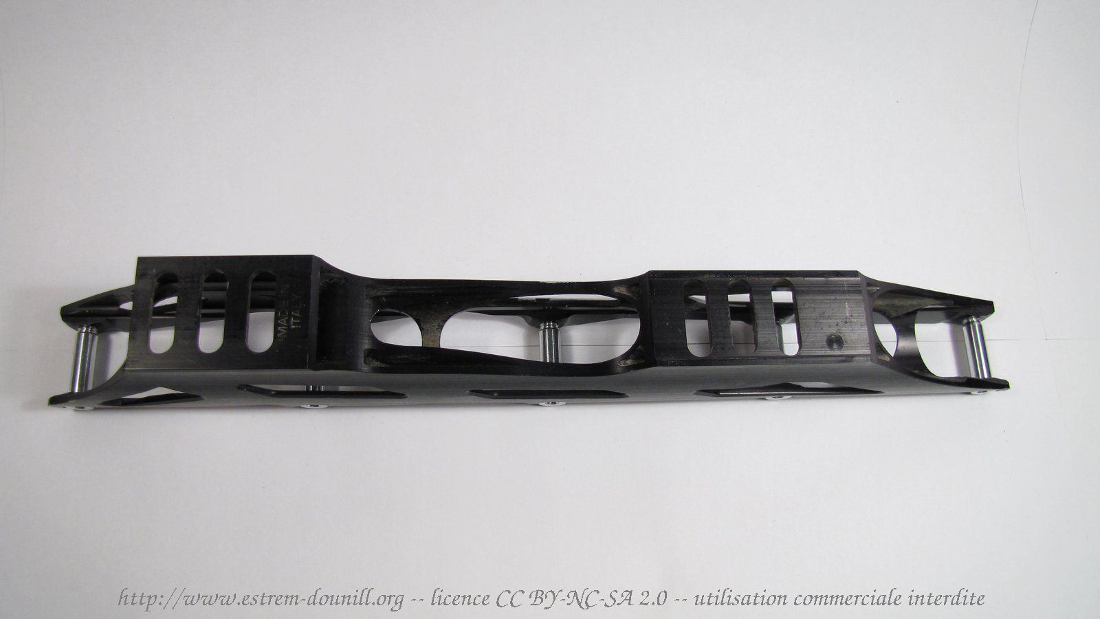 salomon_tension_force_DR220_dessus.jpg