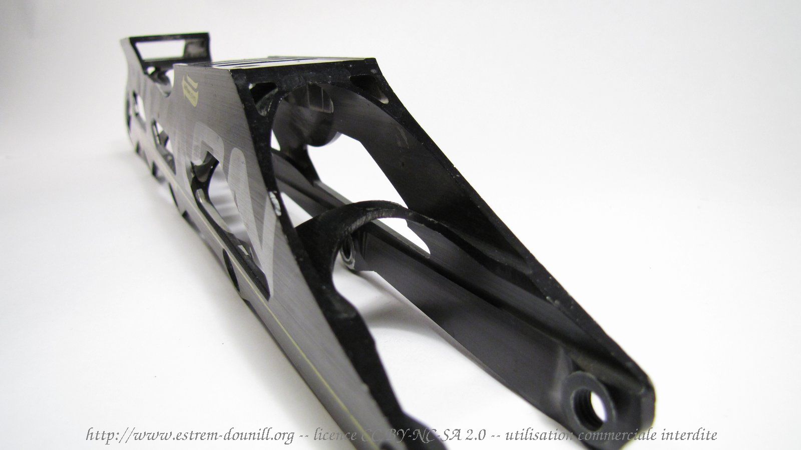 salomon_tension_force_DR220_detail_pont.jpg