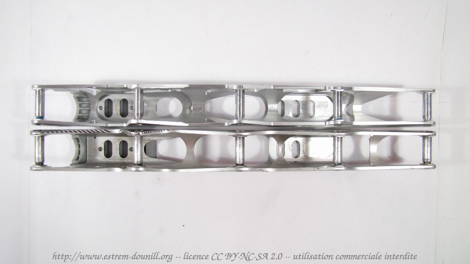 salomon_tension_force_slash_5_comparaison_5W_dessous.jpg