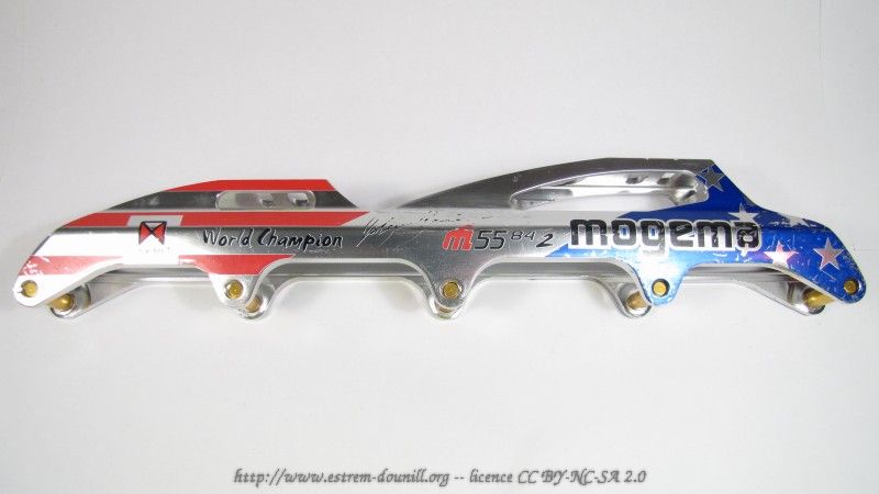 mogema_M55_84_2_world_champion_gauche.jpg