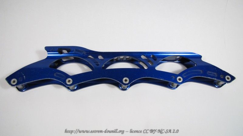 powerslide_venom13.3_droite.jpg
