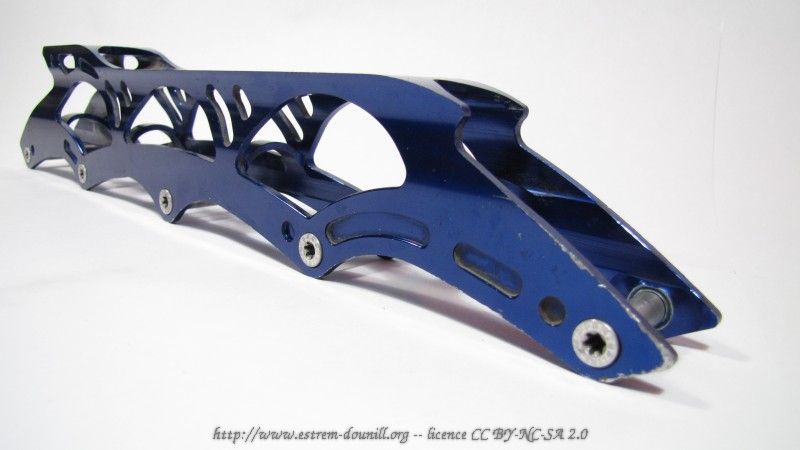 powerslide_venom13.3_profil_avant.jpg