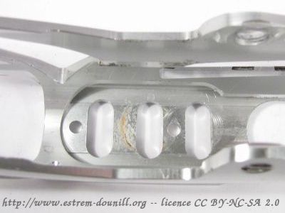 salomon_tension_force_DR190_UFS_detail_embase_arriere.jpg