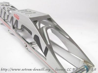 salomon_tension_force_DR190_UFS_detail_pont_avant.jpg