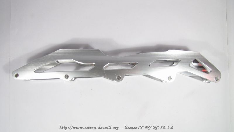 salomon_tension_force_DR190_UFS_gauche.jpg