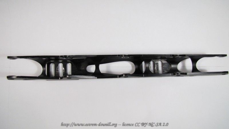 salomon_tension_force_DR220_dessous.jpg