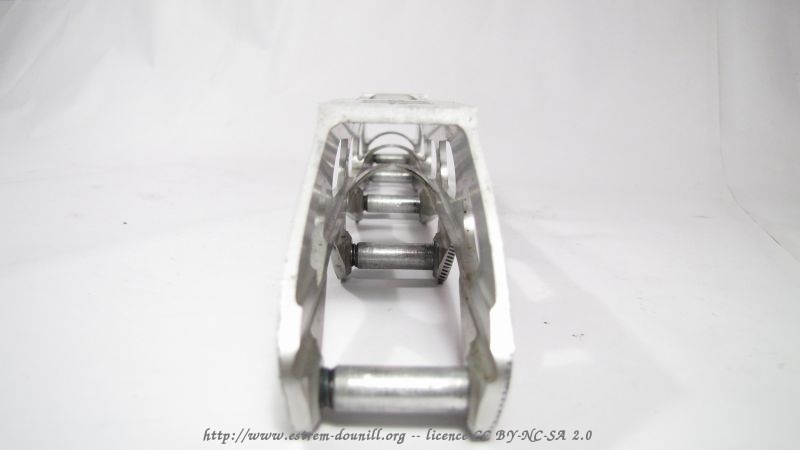 salomon_tension_force_slash_5_avant.jpg