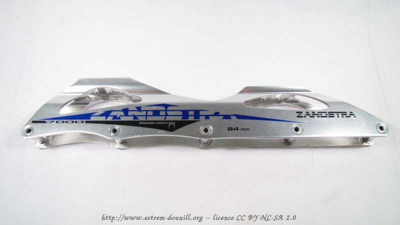 zandstra_power_arch_7000_5x84_droite.jpg