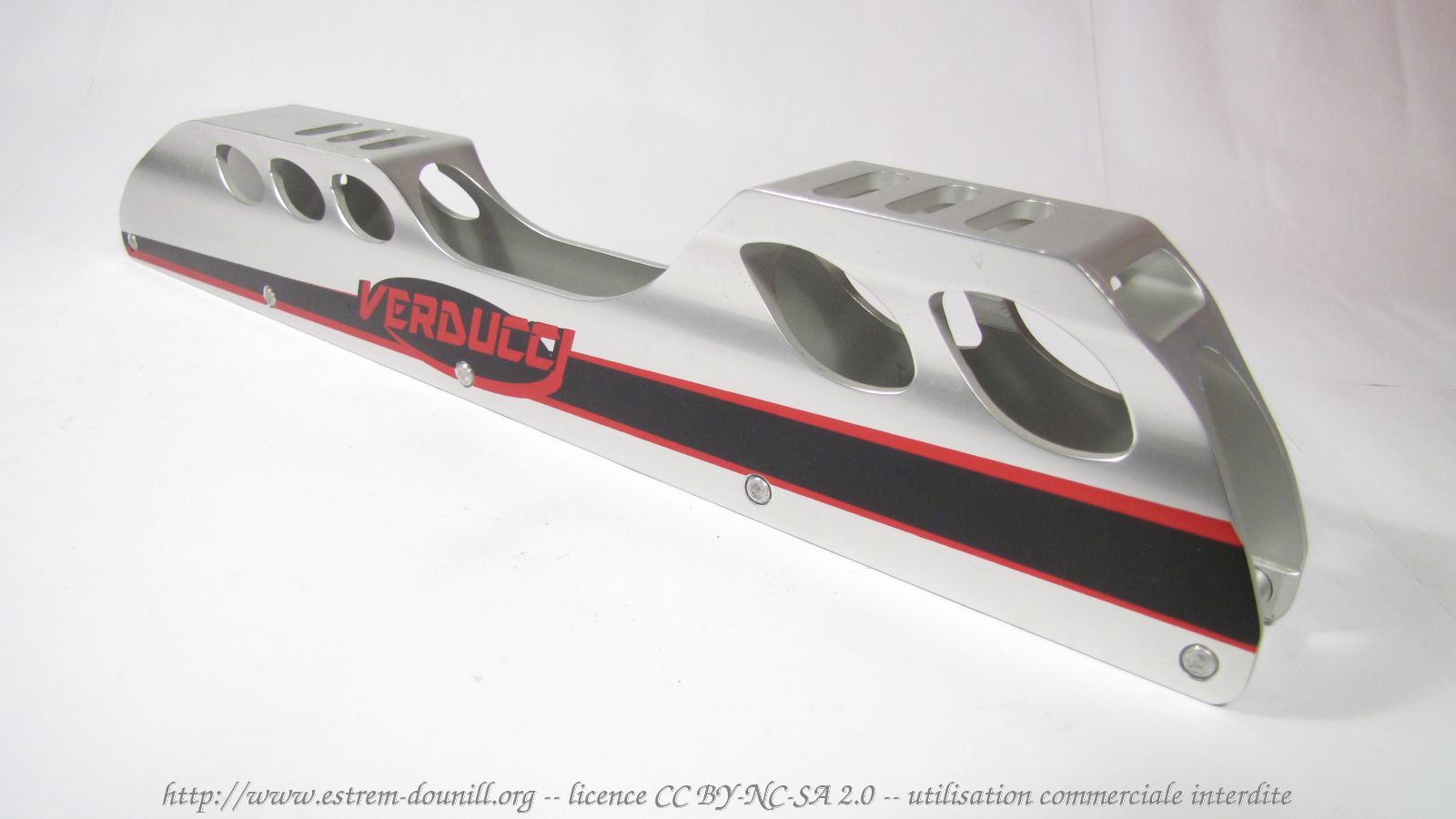 verducci_5x84_profil_arriere.jpg