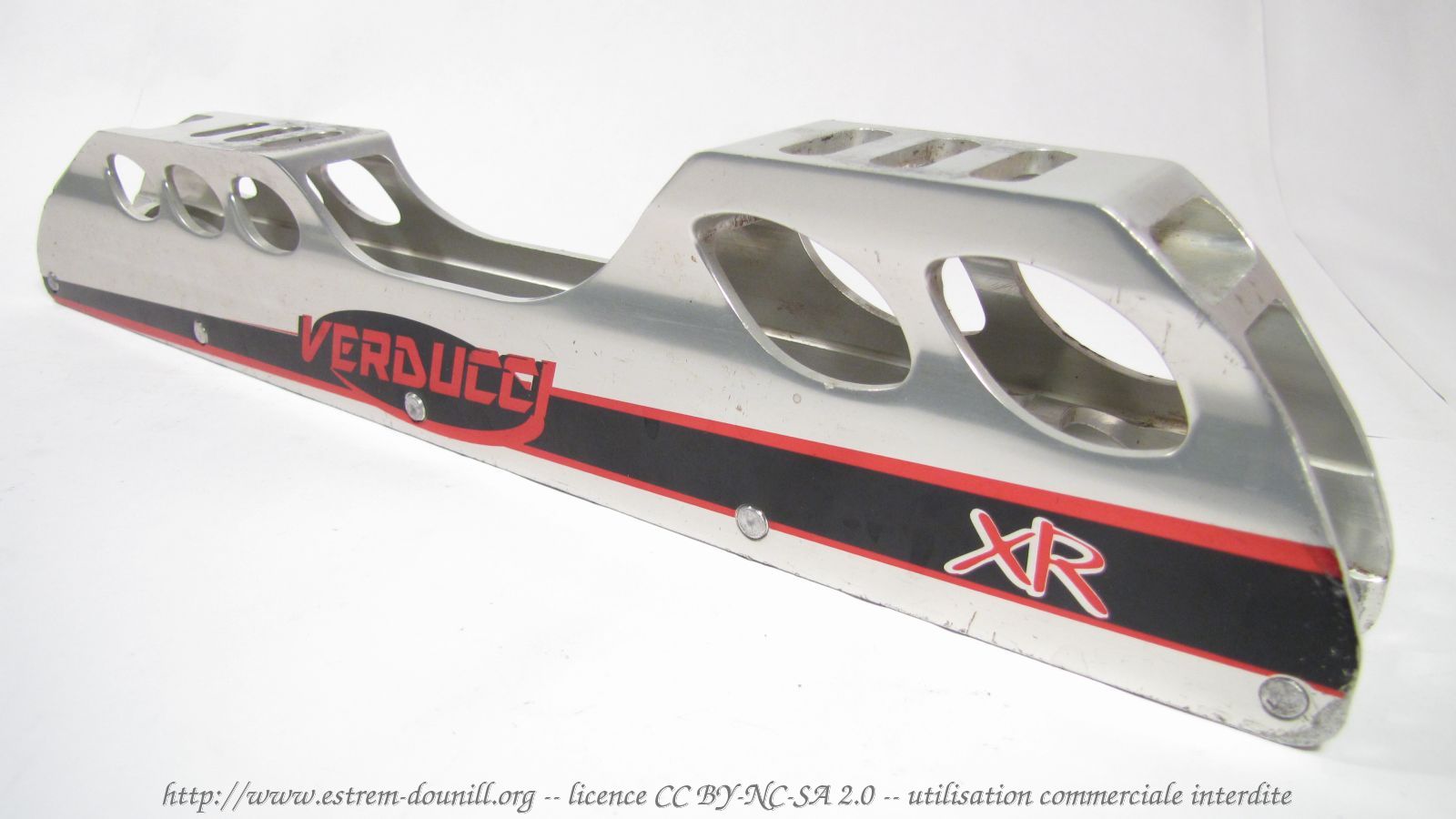 verducci_XR_5x80_profil_arriere.jpg