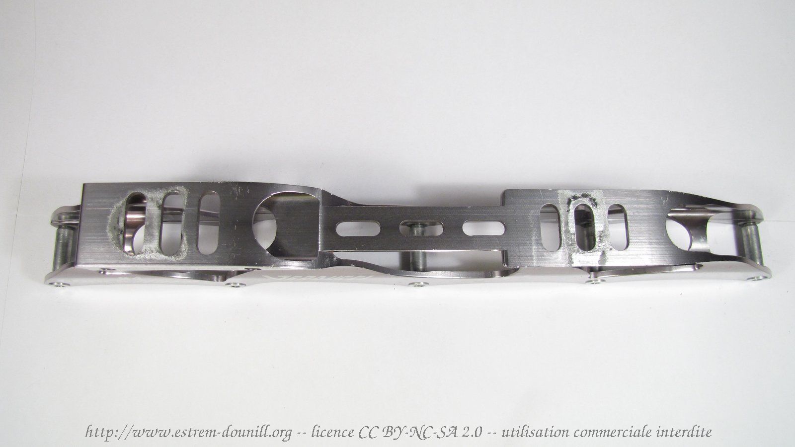 verducci_shockwave_84_dessus.jpg
