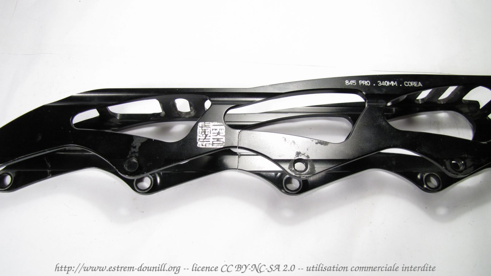 viper_845_pro_detail_casse.jpg