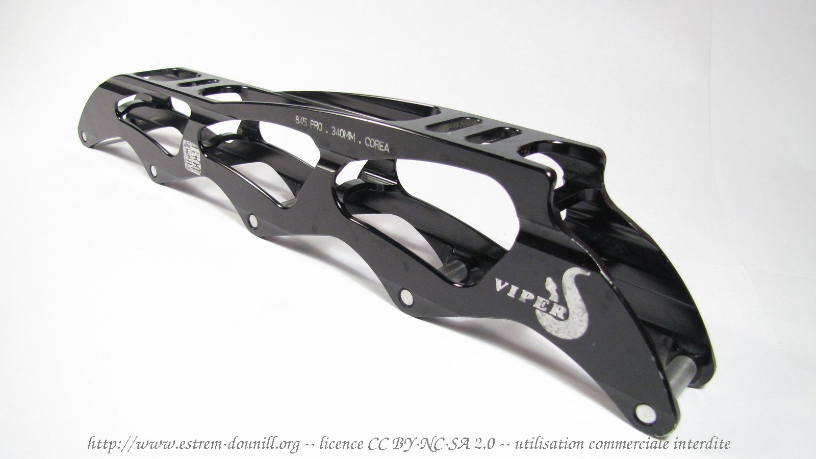 viper_845_pro_profil_arriere.jpg