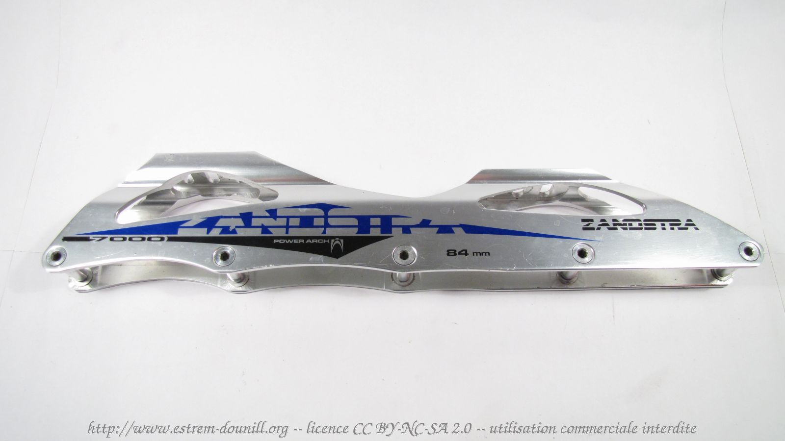 zandstra_power_arch_7000_5x84_droite.jpg