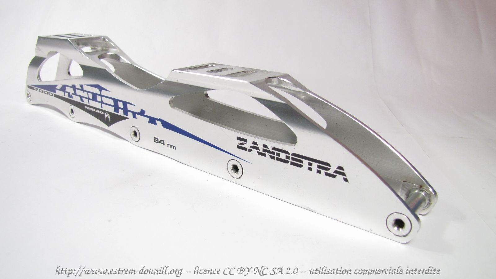 zandstra_power_arch_7000_5x84_profil_avant.jpg