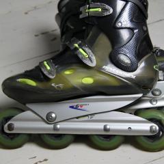 Vens Rossignol Descender Complets TBEG pointure 28-28,5 (43) offre rollers-complets Vens Rossignol Descender Complets TBEG pointure 28-28,5 (43) offre rollers-complets